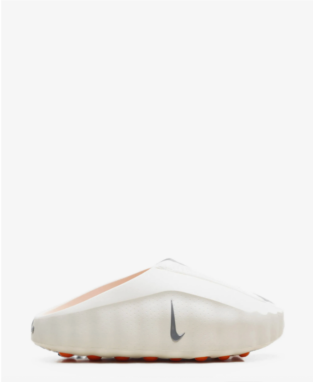 Nike Mind 001
