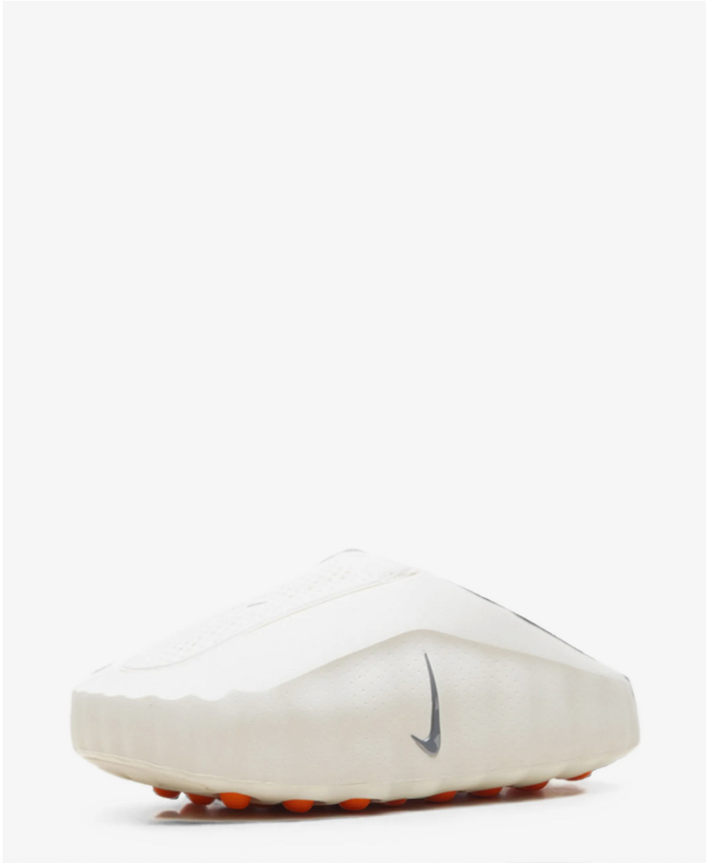 Nike Mind 001