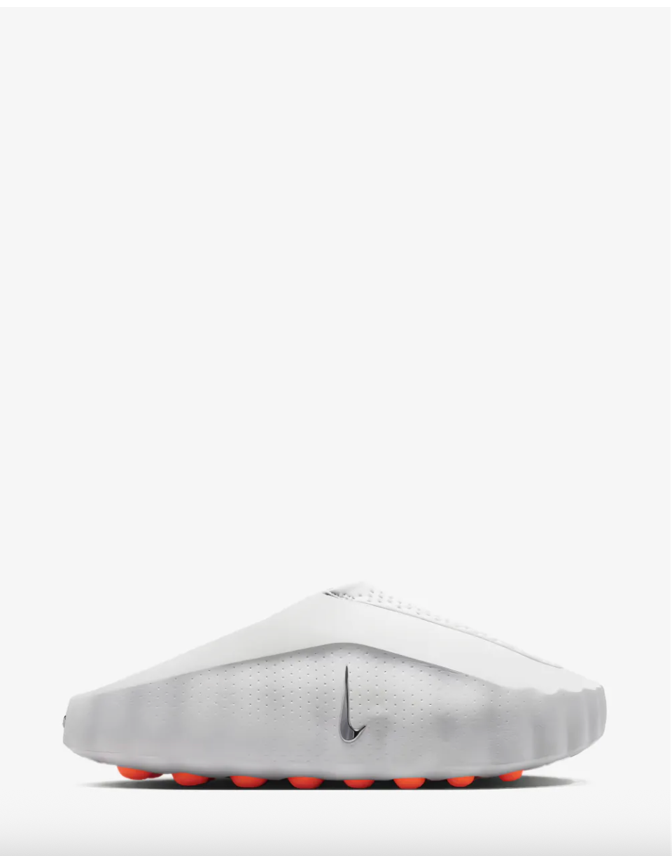 Nike Mind 001