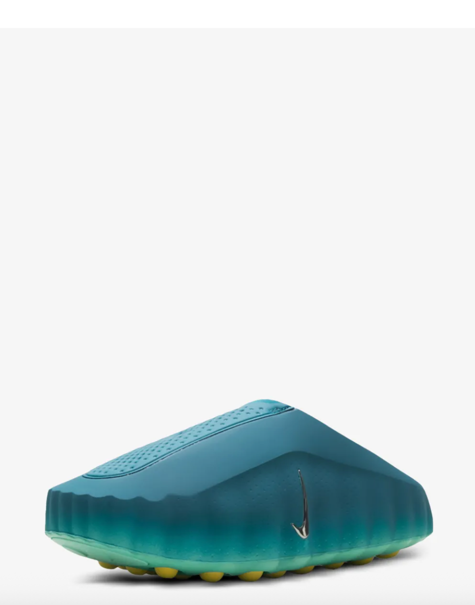Nike Mind 001