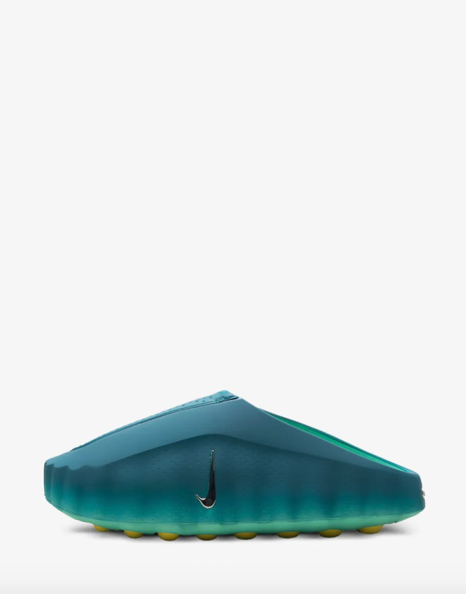 Nike Mind 001